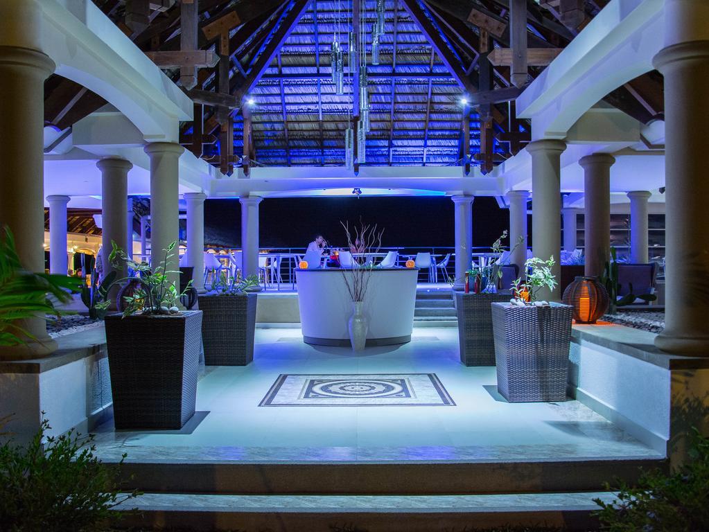 Le Domaine De La Reserve Anse Volbert Village  Bagian luar foto